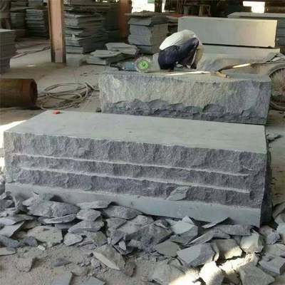 花崗巖青石廠家專業(yè)加工 火燒面、荔枝面、冰裂紋碎拼與干掛地鋪應(yīng)用